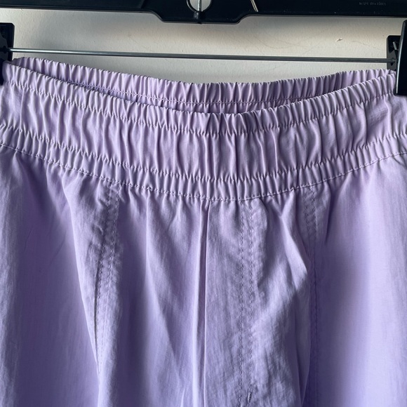 Old Navy Lavender Women's Cargo Pants - Picture 4 of 8